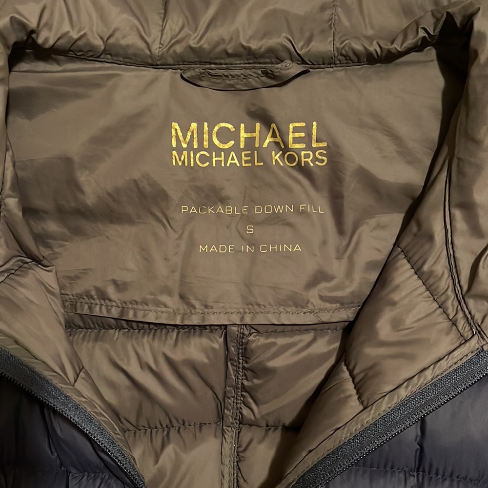 jacket - Picture 3 of 3